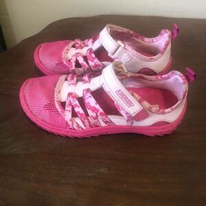 Khombu Girls Lazy River Athletic Sandals Pink 13M Slip On Camouflage Strappy